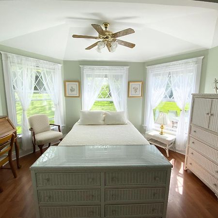 Friendly City Inn B&B Harrisonburg Bagian luar foto