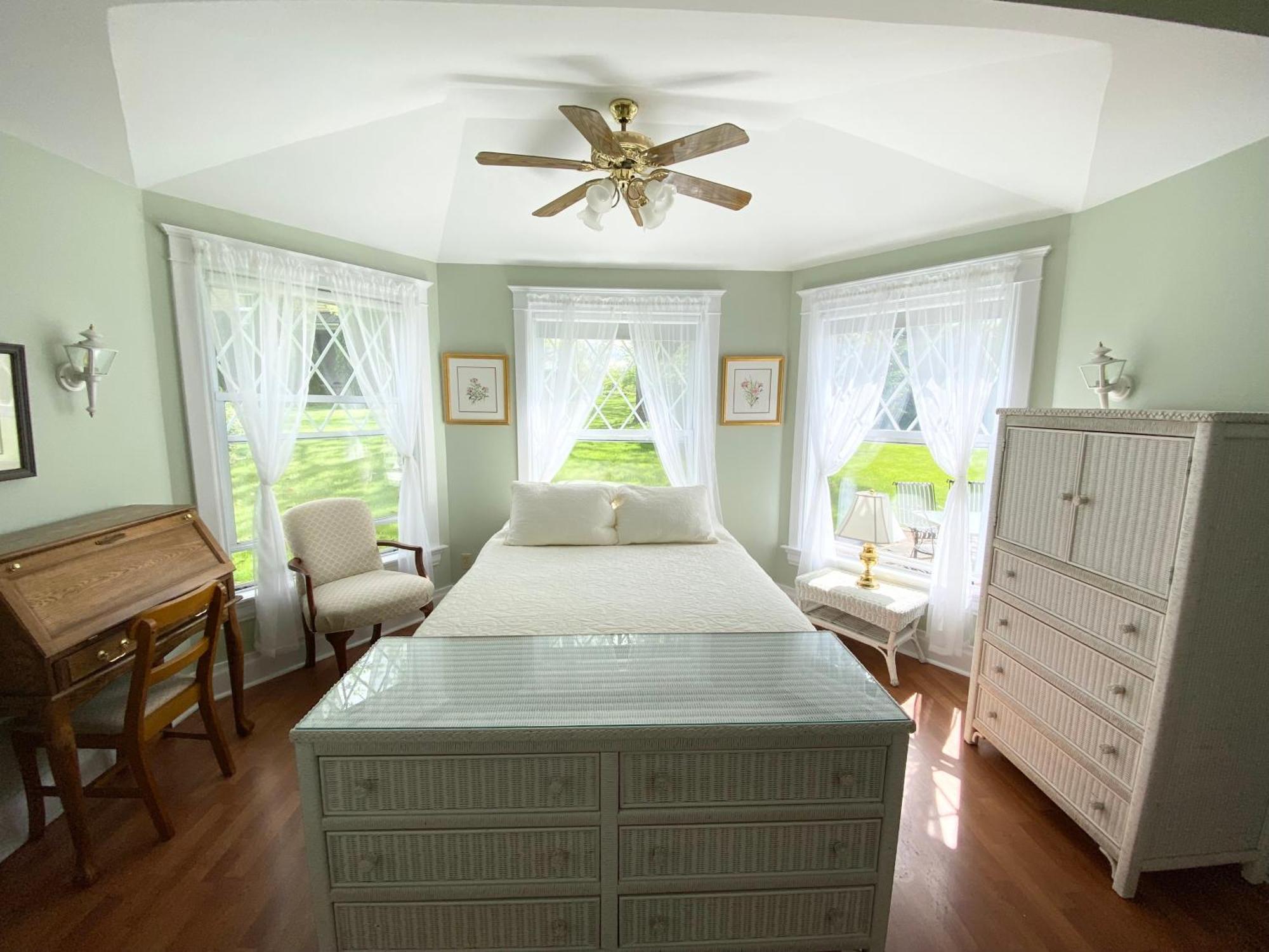 Friendly City Inn B&B Harrisonburg Bagian luar foto