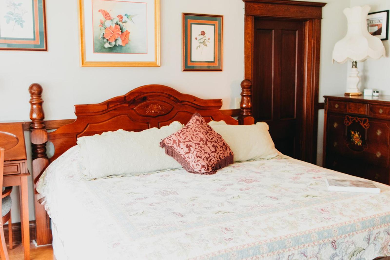 Friendly City Inn B&B Harrisonburg Bagian luar foto