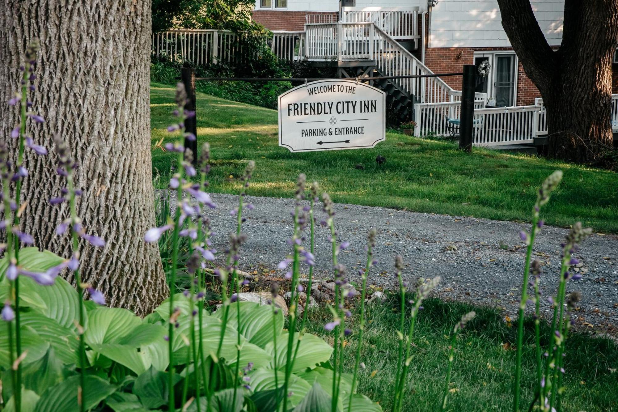 Friendly City Inn B&B Harrisonburg Bagian luar foto